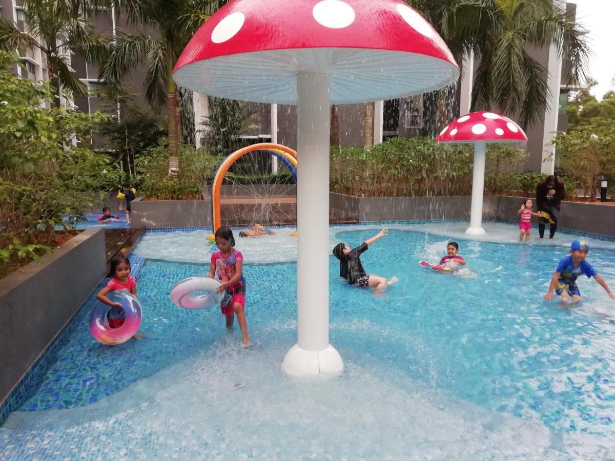 Fz Almyra Homestay 加影 外观 照片