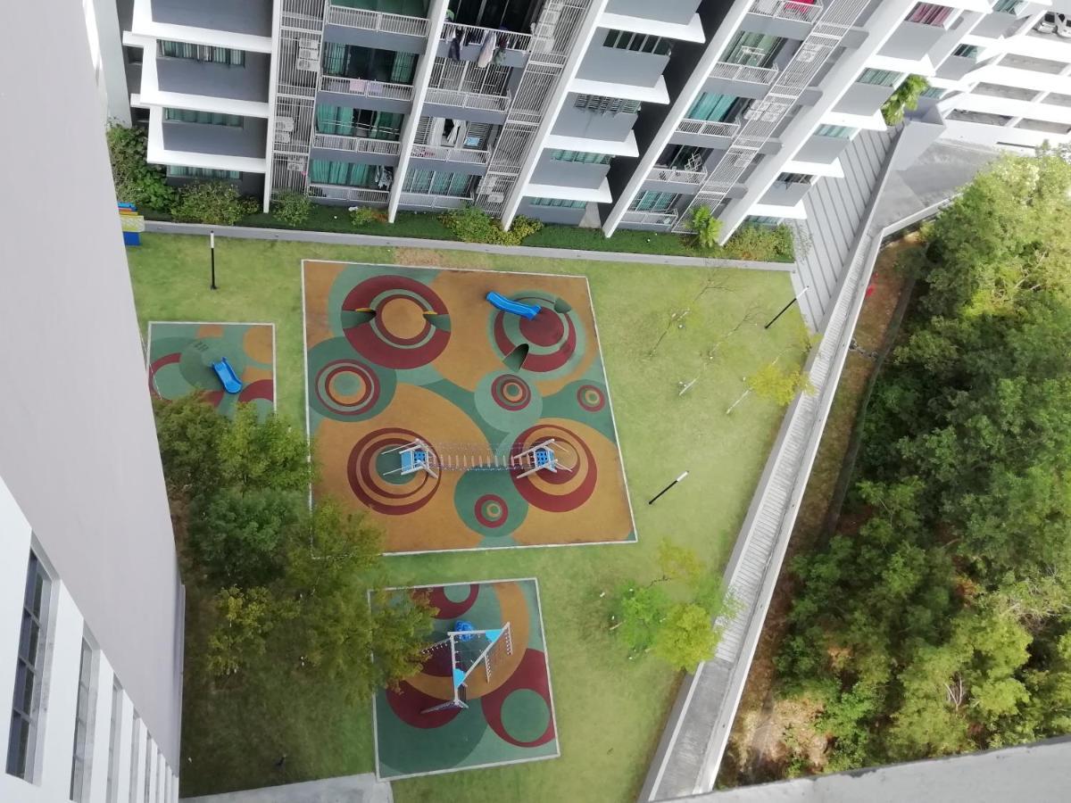 Fz Almyra Homestay 加影 外观 照片