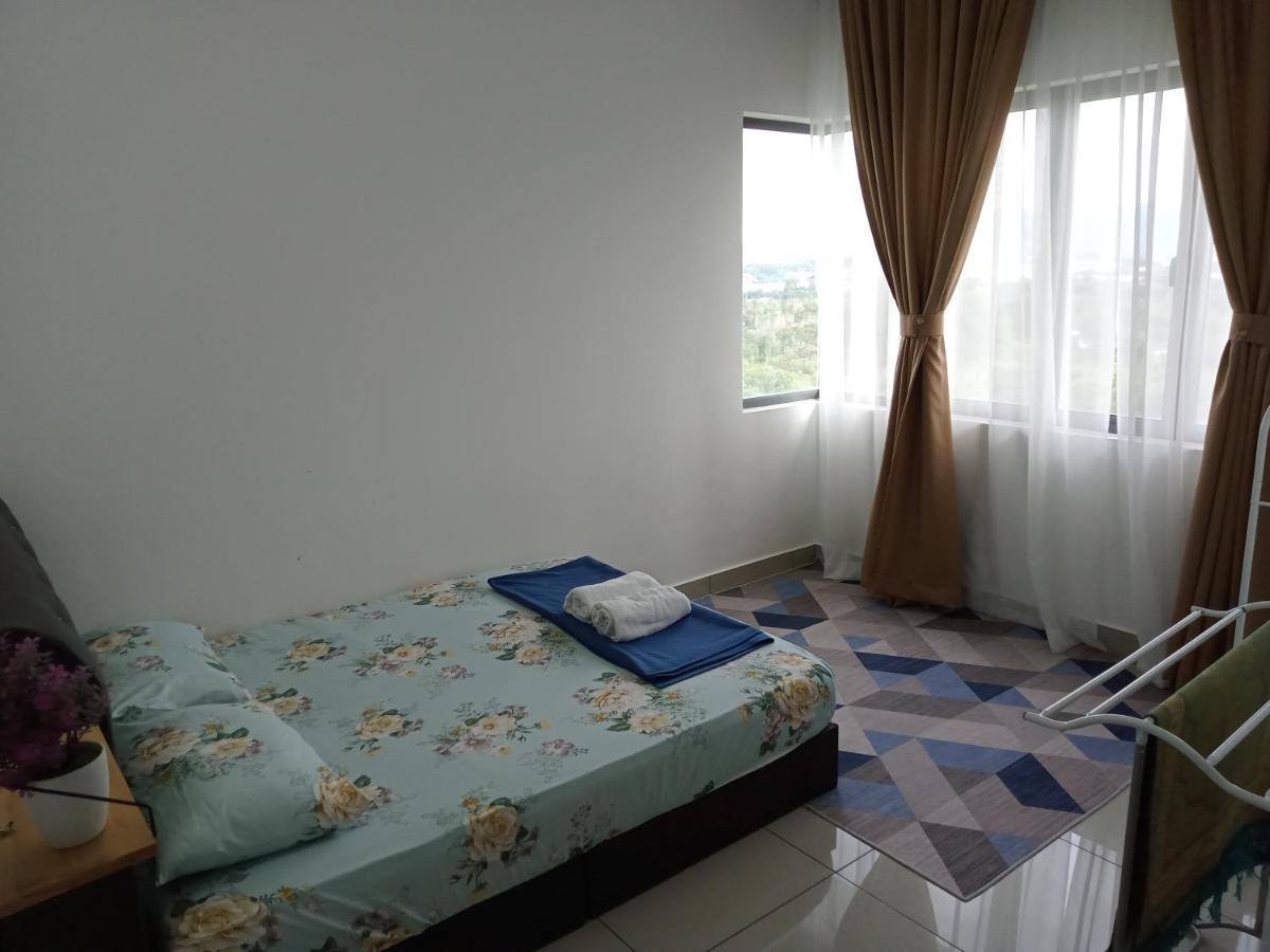 Fz Almyra Homestay 加影 外观 照片
